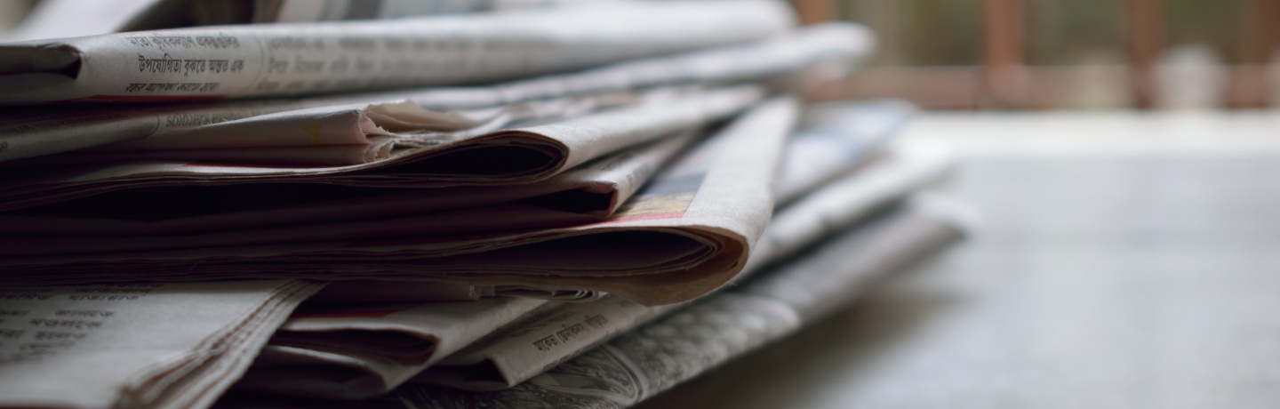 advertisements-batch-blur-518543.jpg Thumbnail